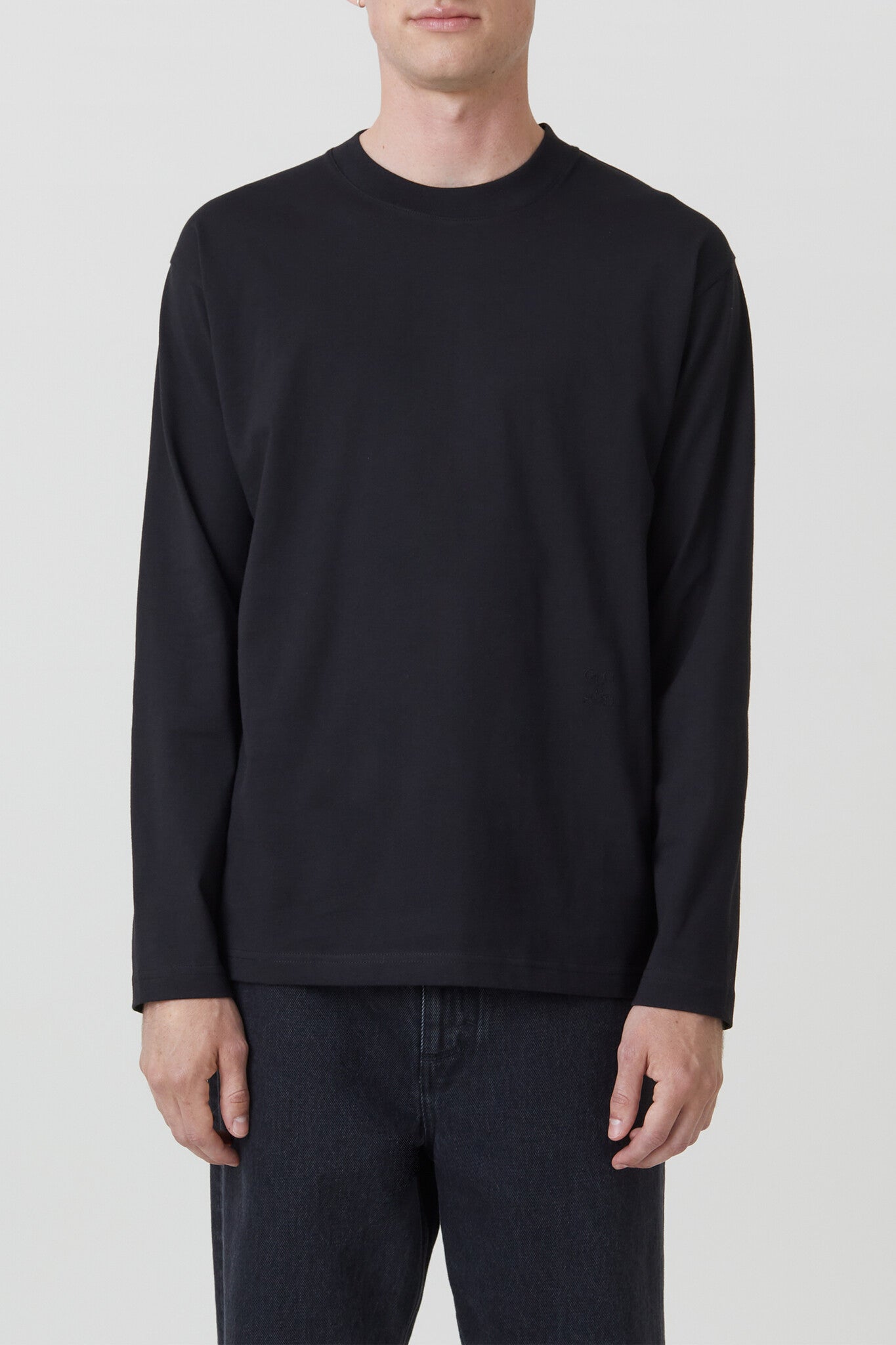 CLASSIC LONGSLEEVE T-SHIRT BLACK FW23