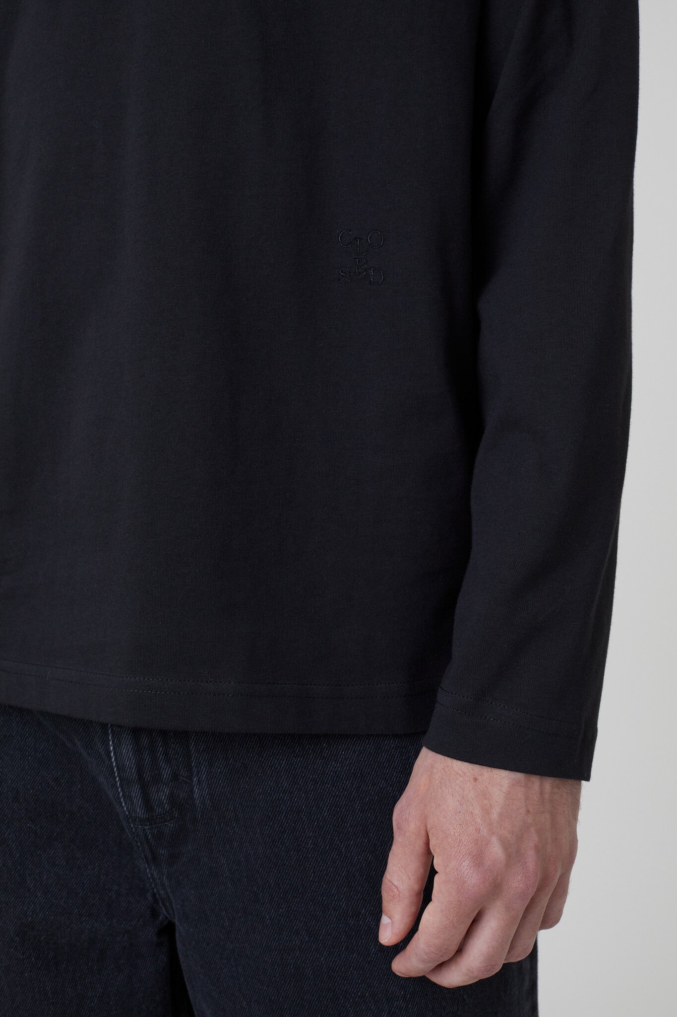 CLASSIC LONGSLEEVE T-SHIRT BLACK FW23